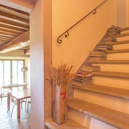 Podere Sparse 度假居 *